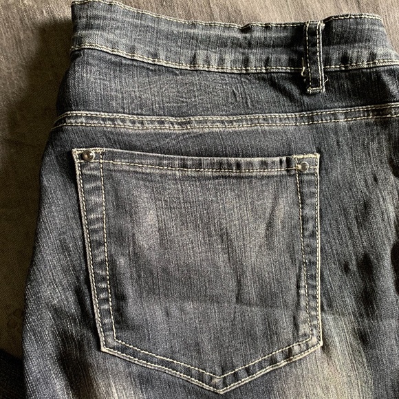 EUC Encore Black Distressed Style Skinny Jeans - Picture 3 of 8